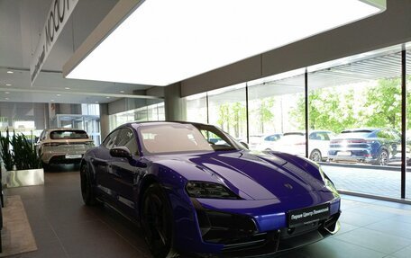 Porsche Taycan I, 2025 год, 29 940 000 рублей, 2 фотография