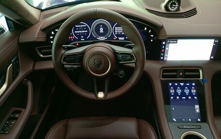 Porsche Taycan I, 2025 год, 29 940 000 рублей, 14 фотография