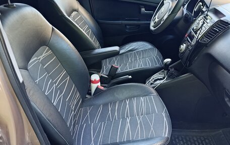 KIA Venga I, 2012 год, 820 000 рублей, 22 фотография