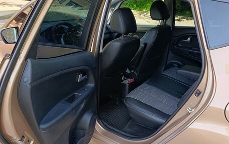 KIA Venga I, 2012 год, 820 000 рублей, 23 фотография
