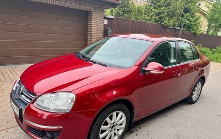 Volkswagen Jetta VI, 2009 год, 690 000 рублей, 2 фотография
