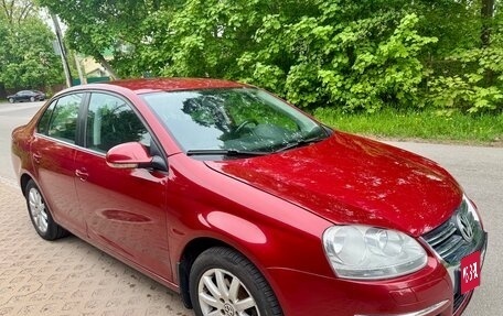 Volkswagen Jetta VI, 2009 год, 690 000 рублей, 3 фотография