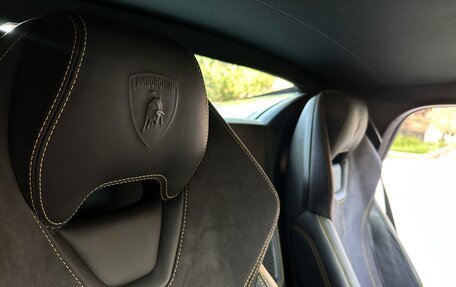 Lamborghini Huracán, 2016 год, 24 000 000 рублей, 18 фотография