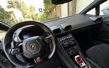 Lamborghini Huracán, 2016 год, 24 000 000 рублей, 15 фотография