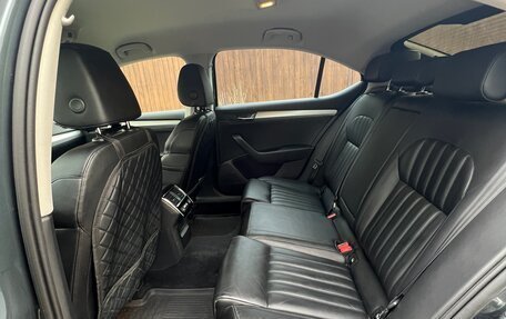 Skoda Superb III рестайлинг, 2018 год, 2 250 000 рублей, 10 фотография