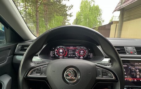 Skoda Superb III рестайлинг, 2018 год, 2 250 000 рублей, 16 фотография