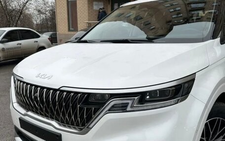 KIA Carnival, 2022 год, 4 700 000 рублей, 6 фотография