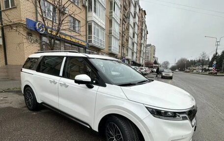 KIA Carnival, 2022 год, 4 700 000 рублей, 5 фотография