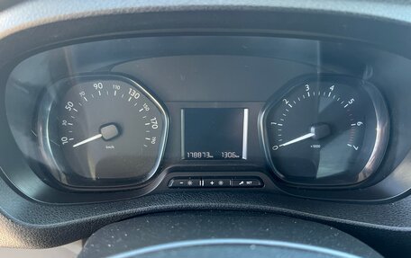 Peugeot Expert, 2021 год, 1 800 000 рублей, 3 фотография