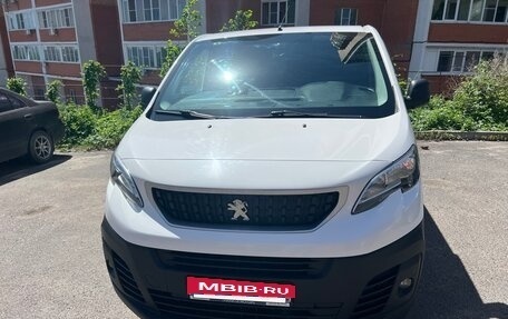 Peugeot Expert, 2021 год, 1 800 000 рублей, 7 фотография