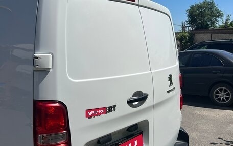 Peugeot Expert, 2021 год, 1 800 000 рублей, 9 фотография