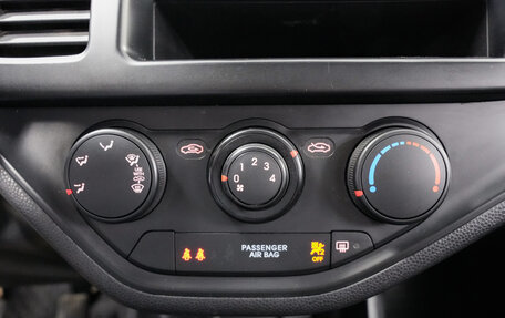 KIA Picanto II, 2011 год, 677 000 рублей, 13 фотография