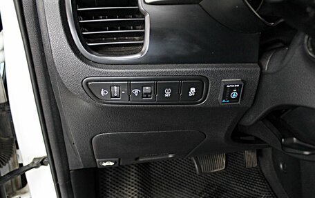 KIA Rio IV, 2018 год, 1 249 000 рублей, 14 фотография