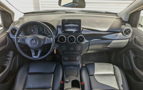 Mercedes-Benz B-Класс, 2017 год, 1 600 000 рублей, 5 фотография