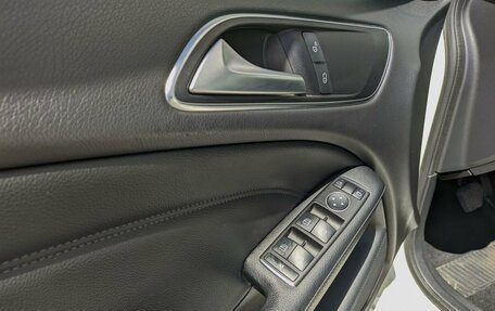 Mercedes-Benz B-Класс, 2017 год, 1 600 000 рублей, 21 фотография