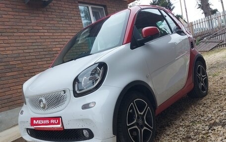 Smart Fortwo III, 2016 год, 2 000 000 рублей, 32 фотография