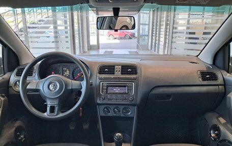 Volkswagen Polo VI (EU Market), 2015 год, 770 000 рублей, 18 фотография