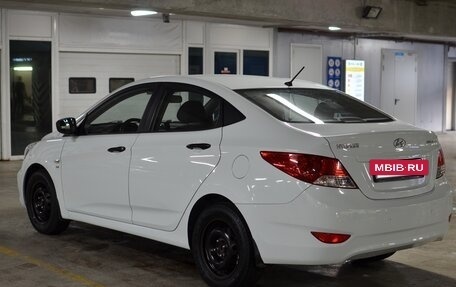 Hyundai Solaris II рестайлинг, 2011 год, 849 990 рублей, 4 фотография