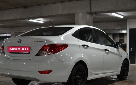Hyundai Solaris II рестайлинг, 2011 год, 849 990 рублей, 5 фотография