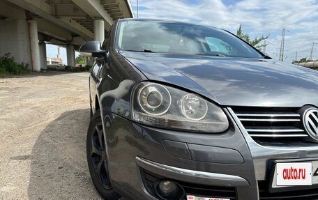 Volkswagen Jetta VI, 2008 год, 730 000 рублей, 3 фотография