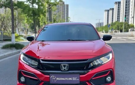 Honda Civic, 2022 год, 1 560 000 рублей, 2 фотография