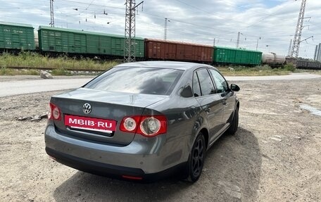 Volkswagen Jetta VI, 2008 год, 730 000 рублей, 7 фотография