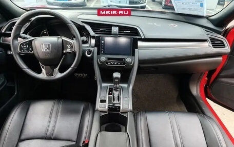 Honda Civic, 2022 год, 1 560 000 рублей, 10 фотография
