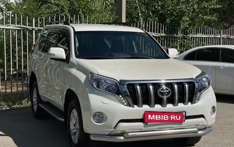 Toyota Land Cruiser Prado 150 рестайлинг 2, 2016 год, 4 280 000 рублей, 7 фотография