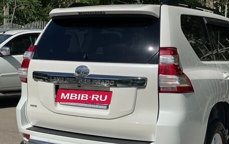 Toyota Land Cruiser Prado 150 рестайлинг 2, 2016 год, 4 280 000 рублей, 14 фотография