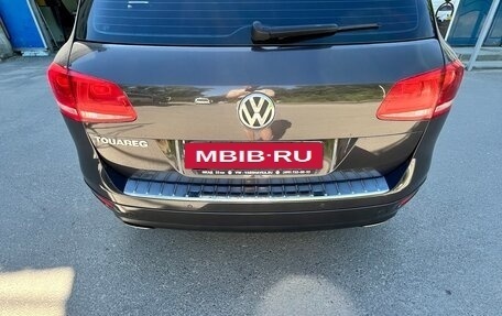 Volkswagen Touareg III, 2011 год, 1 900 000 рублей, 5 фотография
