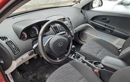 KIA cee'd I рестайлинг, 2008 год, 520 000 рублей, 25 фотография