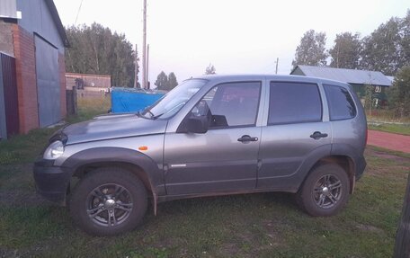 Chevrolet Niva I рестайлинг, 2010 год, 430 000 рублей, 5 фотография