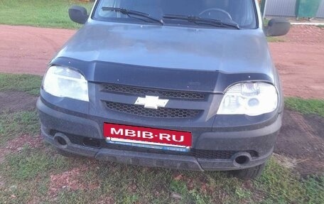 Chevrolet Niva I рестайлинг, 2010 год, 430 000 рублей, 4 фотография