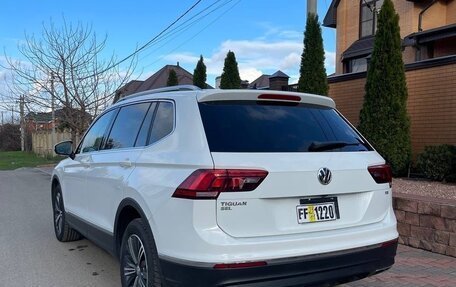 Volkswagen Tiguan II, 2017 год, 2 650 000 рублей, 8 фотография