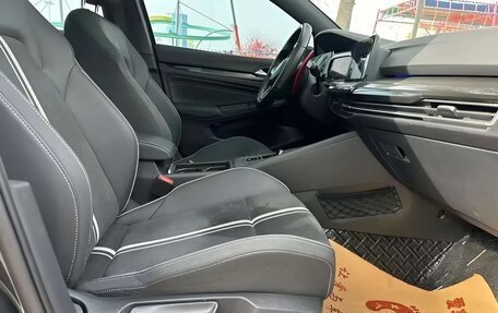 Volkswagen Golf VIII, 2021 год, 2 150 400 рублей, 16 фотография