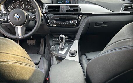 BMW 3 серия, 2018 год, 2 999 000 рублей, 19 фотография
