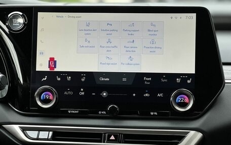 Lexus RX IV рестайлинг, 2024 год, 10 290 000 рублей, 21 фотография
