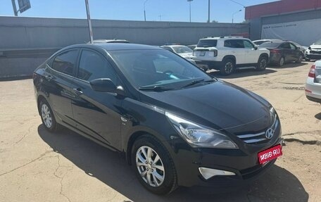 Hyundai Solaris II рестайлинг, 2015 год, 1 000 000 рублей, 2 фотография