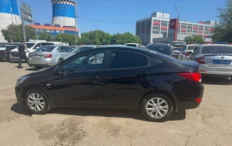 Hyundai Solaris II рестайлинг, 2015 год, 1 000 000 рублей, 7 фотография