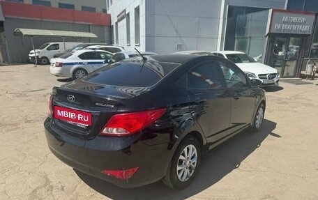 Hyundai Solaris II рестайлинг, 2015 год, 1 000 000 рублей, 4 фотография