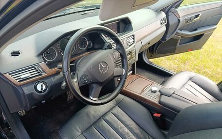 Mercedes-Benz E-Класс, 2009 год, 1 300 000 рублей, 6 фотография