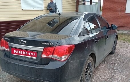 Chevrolet Cruze II, 2012 год, 700 000 рублей, 2 фотография