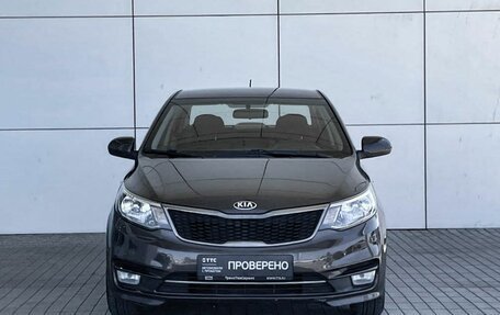 KIA Rio III рестайлинг, 2015 год, 880 000 рублей, 2 фотография