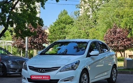 Hyundai Solaris II рестайлинг, 2015 год, 1 189 000 рублей, 1 фотография