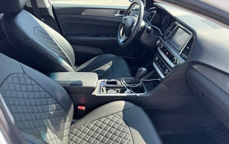 Hyundai Sonata, 2018 год, 2 050 000 рублей, 8 фотография