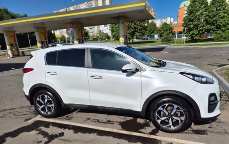 KIA Sportage IV рестайлинг, 2021 год, 2 650 000 рублей, 4 фотография