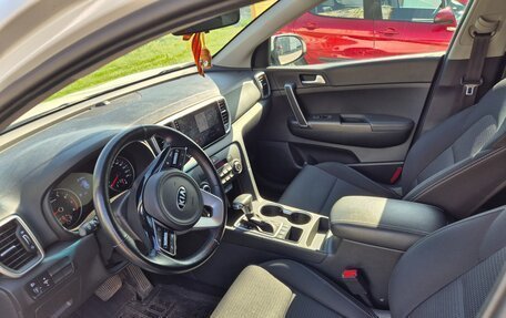 KIA Sportage IV рестайлинг, 2021 год, 2 650 000 рублей, 10 фотография