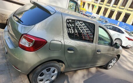 Renault Sandero II рестайлинг, 2016 год, 690 000 рублей, 2 фотография