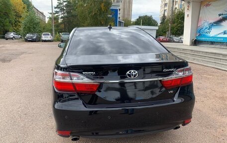 Toyota Camry, 2015 год, 1 900 000 рублей, 3 фотография