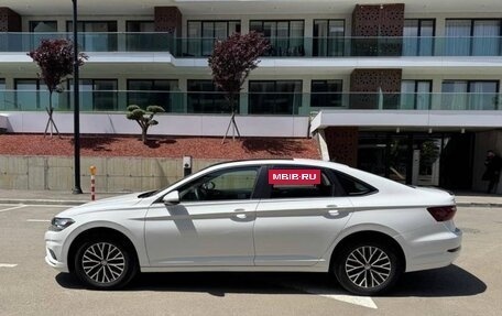 Volkswagen Jetta VII, 2020 год, 1 950 000 рублей, 2 фотография